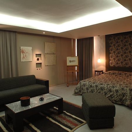 Hotel Des Arts Resort & Spa Tamarist Oda fotoğraf